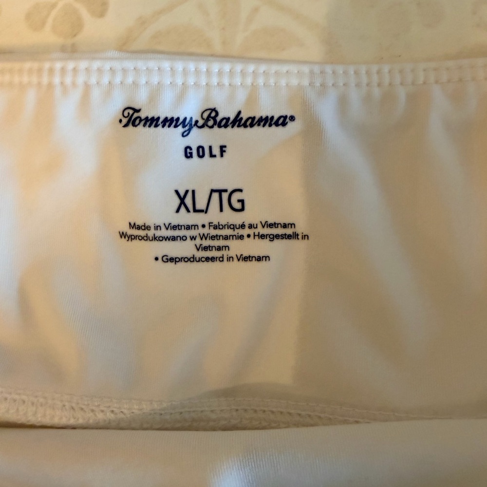Tommy Bahama Golf 3” Stretch Pull-On Shorts - Picture 3 of 5